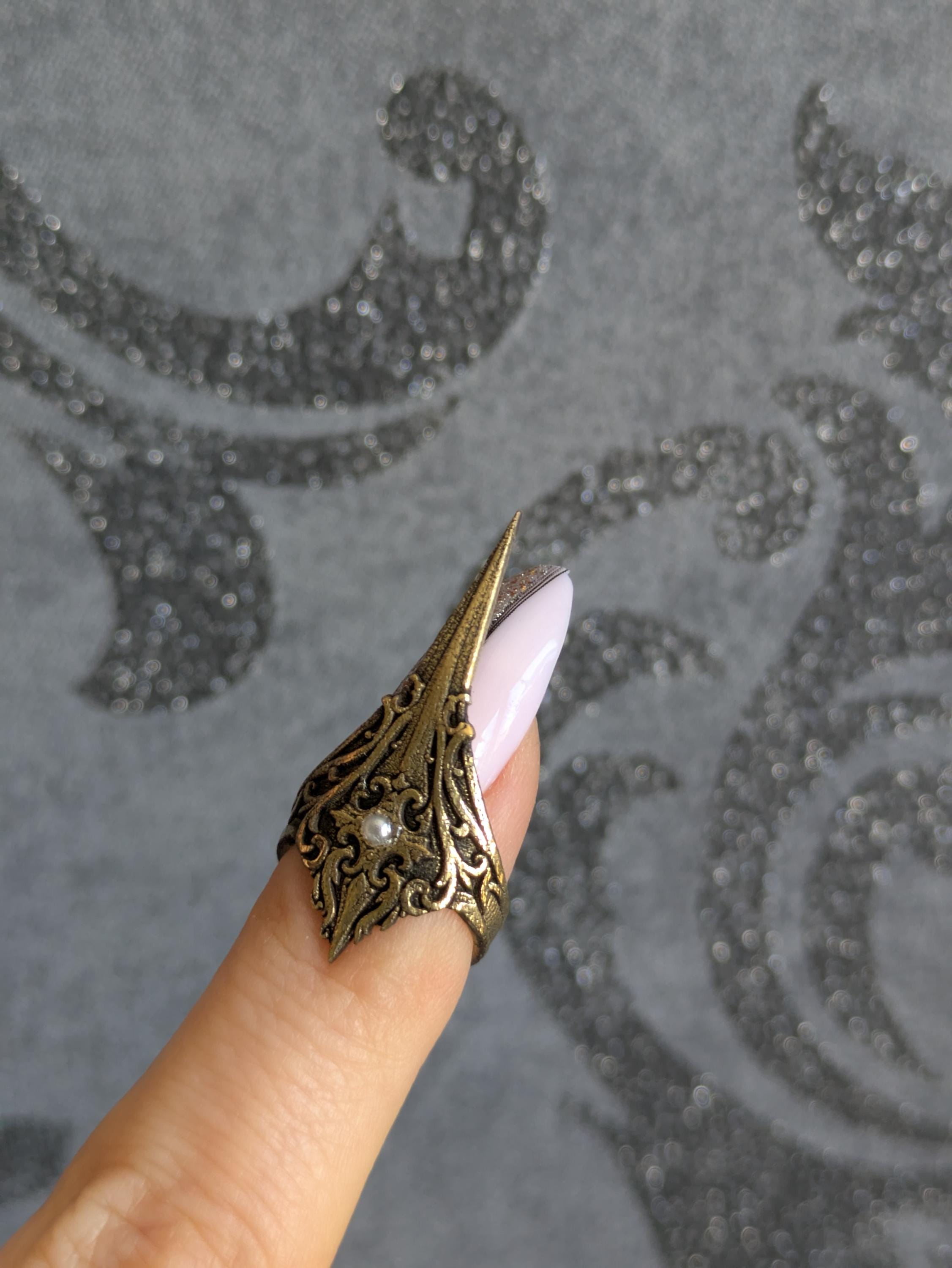 Griffes Signature Tokyo Stories – Bagues d'Ongles Artisanales Or ou Argent
