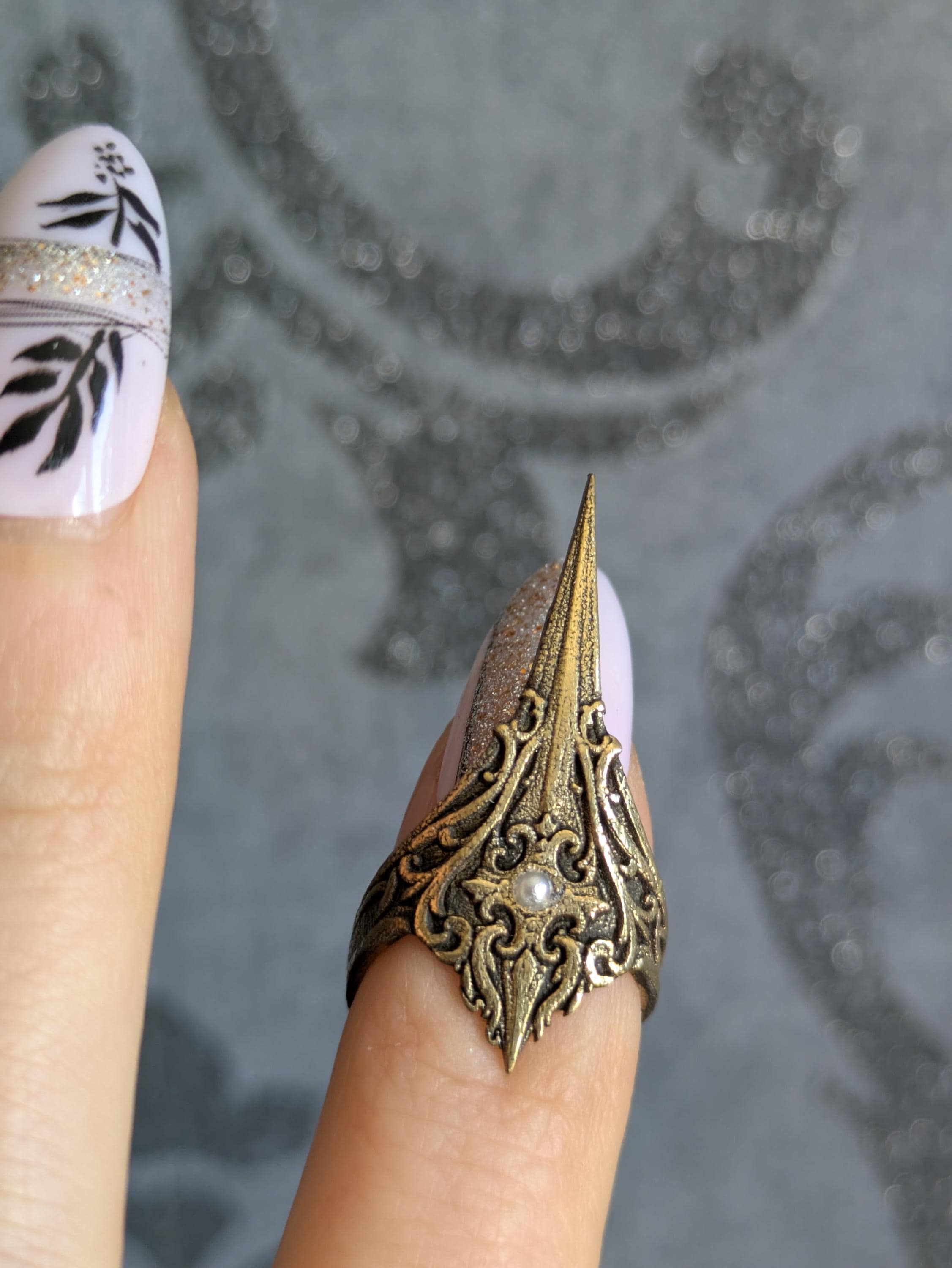 Griffes Signature Tokyo Stories – Bagues d'Ongles Artisanales Or ou Argent