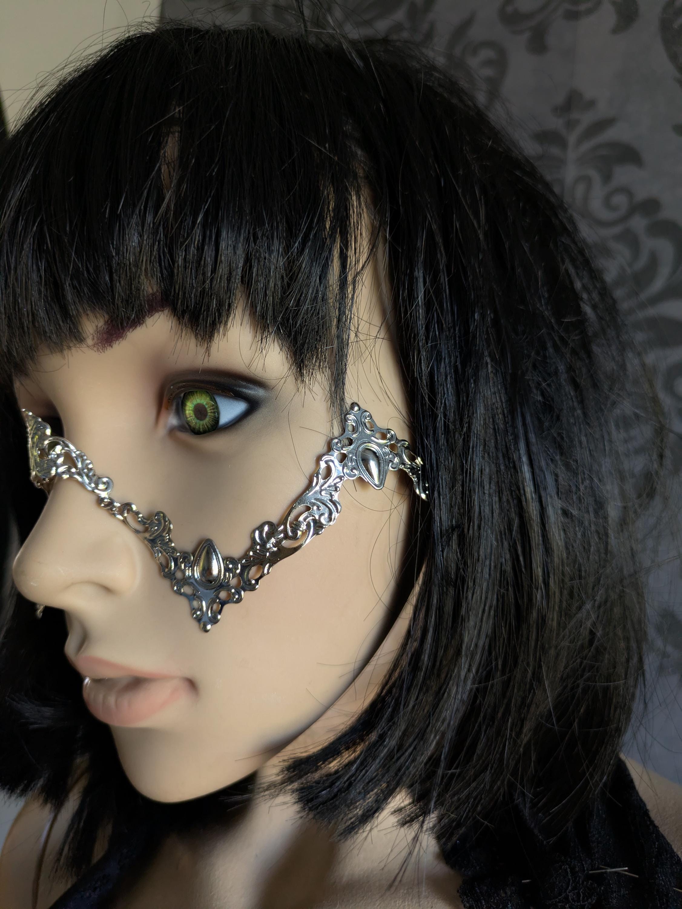 Bridge de Nez Armure Chrome – Harnais de Visage Argenté Sans Piercing | Tokyo Stories