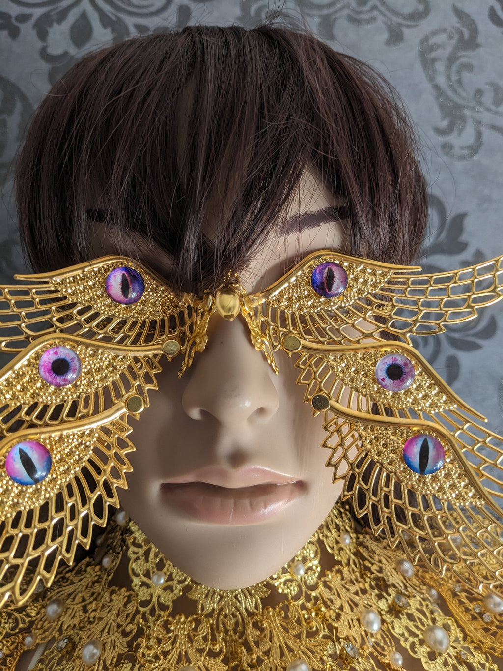 Masque Ange Biblique Ophanim – Parure de Visage Dorée & Ailes Métal | Tokyo Stories
