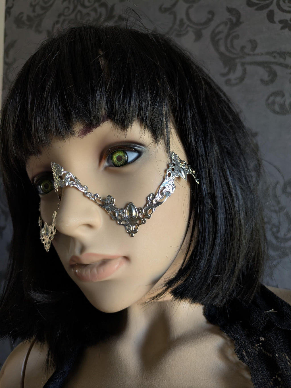 Bridge de Nez Armure Chrome – Harnais de Visage Argenté Sans Piercing | Tokyo Stories