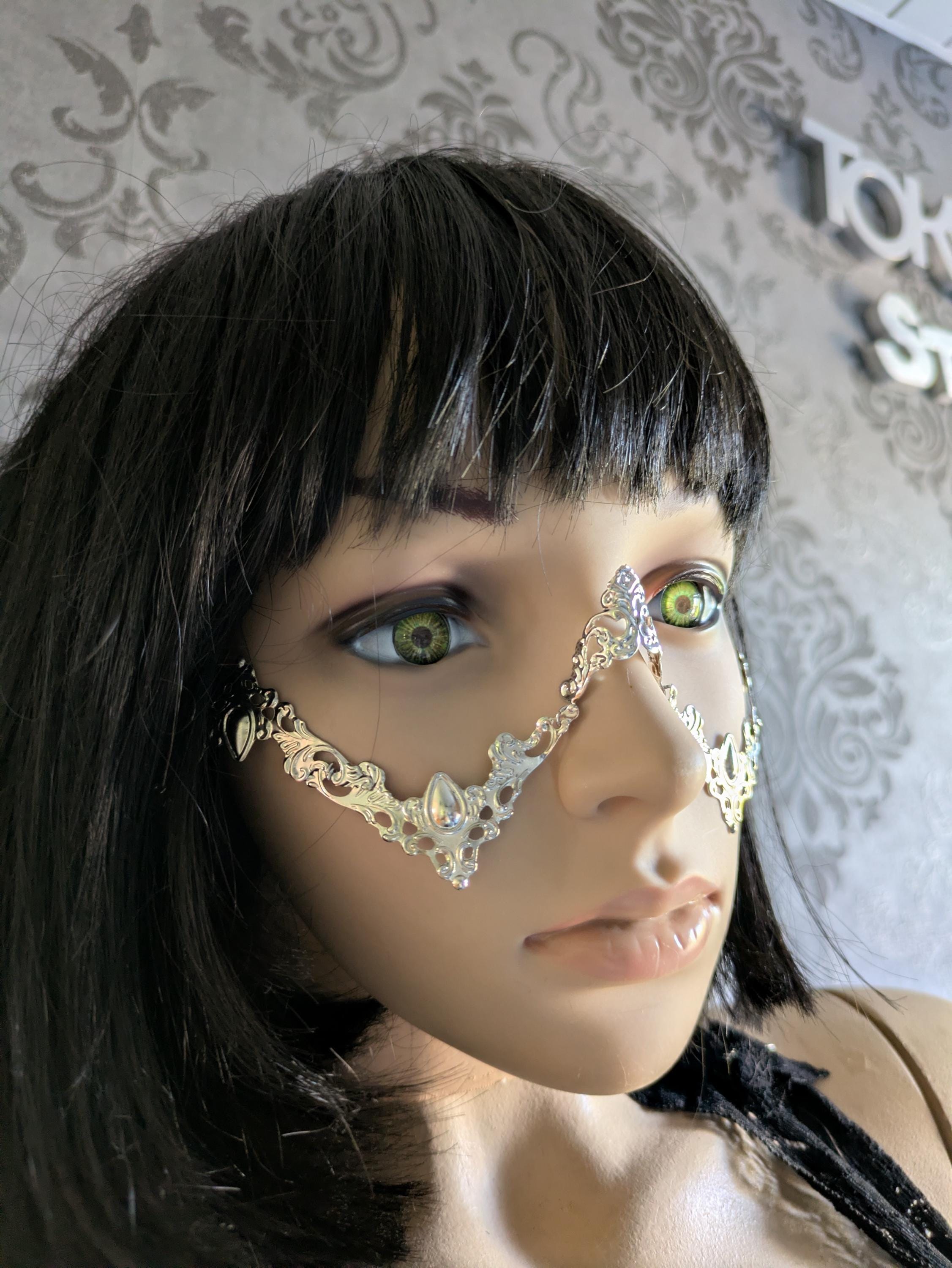 Bridge de Nez Armure Chrome – Harnais de Visage Argenté Sans Piercing | Tokyo Stories
