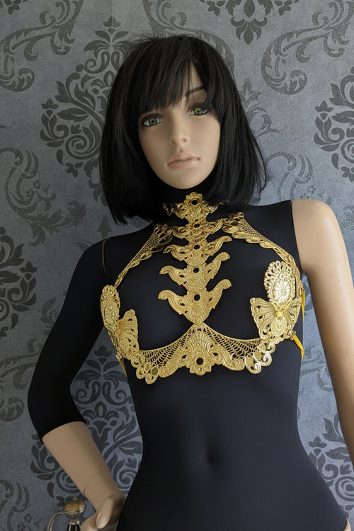 Top Armure Harnais Doré – Dentelle Métal Pièce Unique | Tokyo Stories