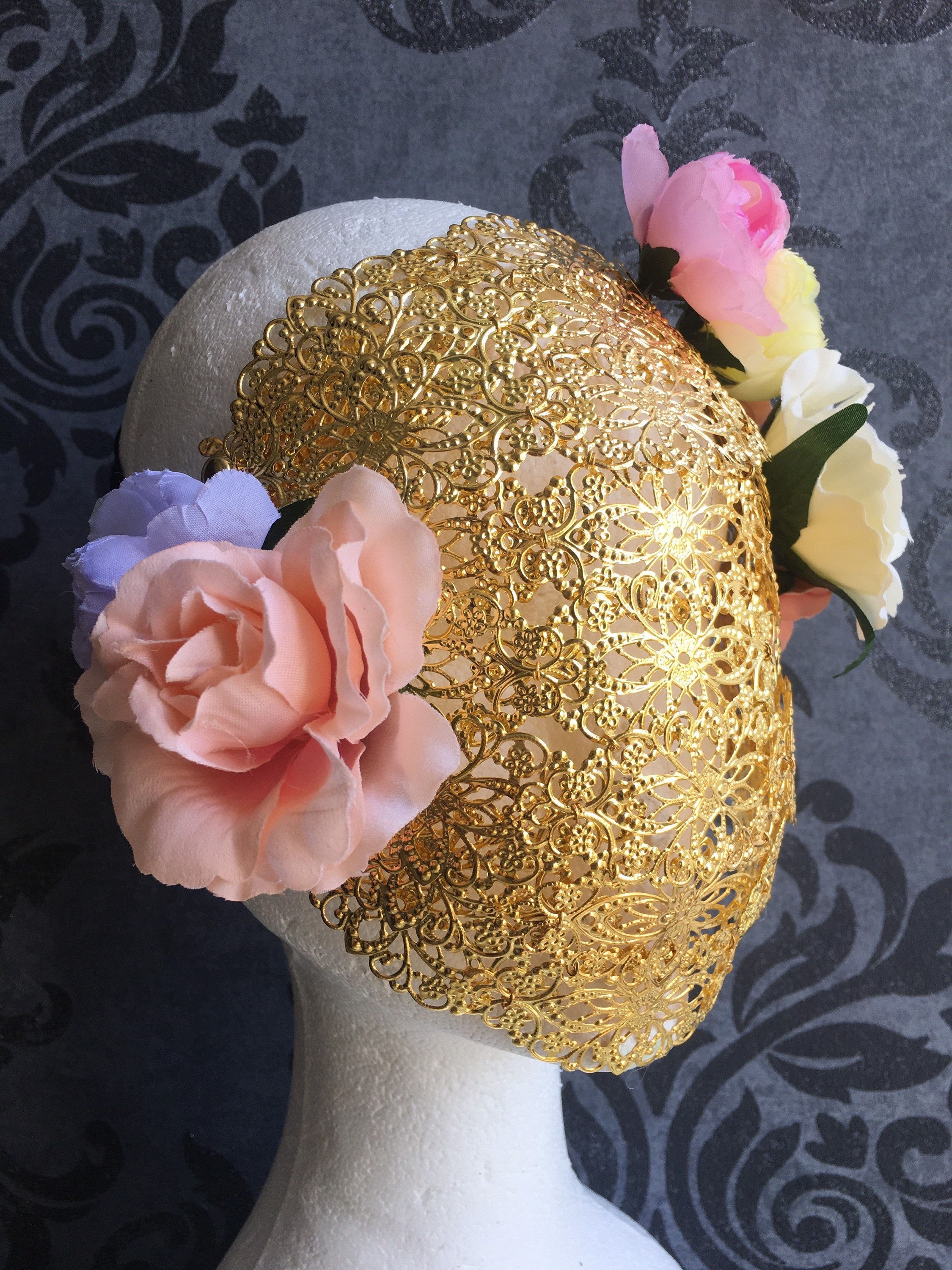 Masque Intégral Jardin d'Acier – Dentelle de Métal Doré & Fleurs | Tokyo Stories