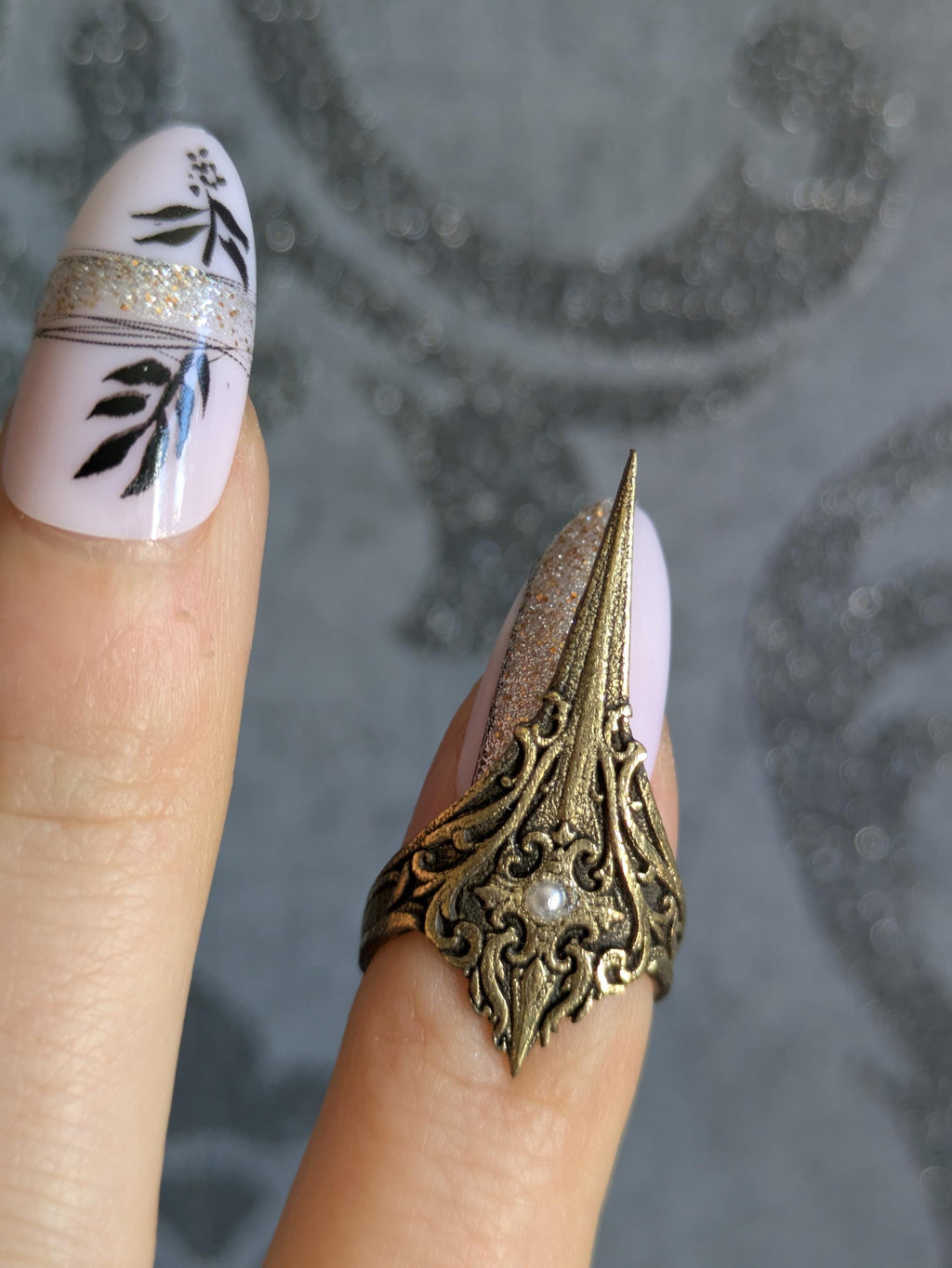 Griffes Signature Tokyo Stories – Bagues d'Ongles Artisanales Or ou Argent