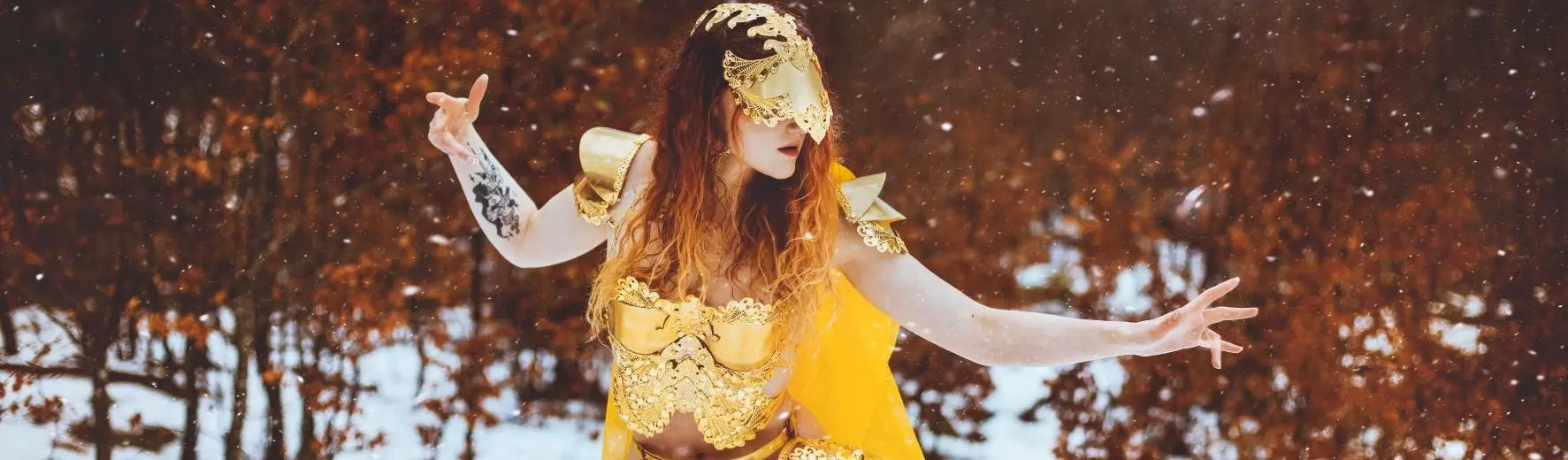 Handmade medieval fantasy jewelry including brass gorgets, gothic necklaces, armor accessories and medievalcore creations crafted in France.
