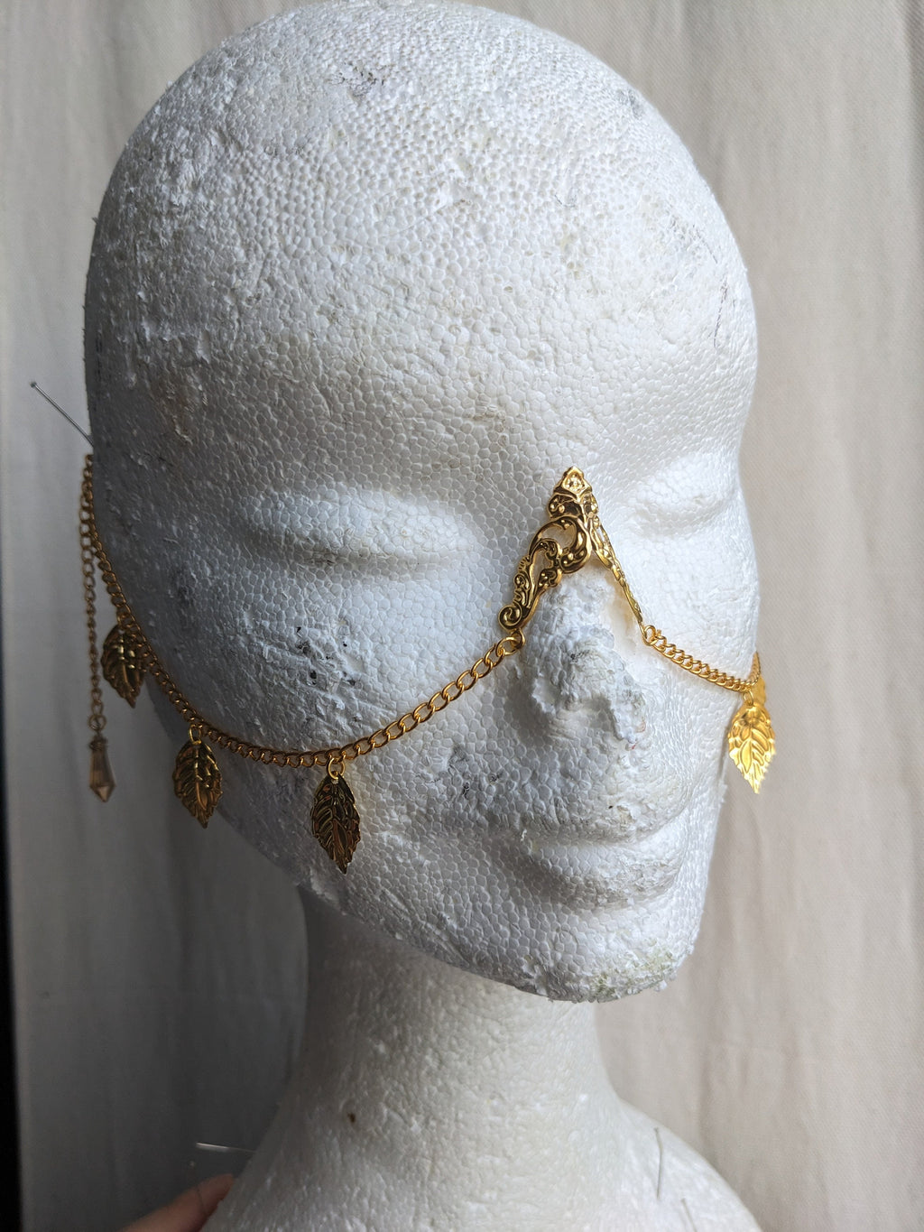 Bridge de Nez Feuilles d'Or – Bijou Elfique Visage Chaînes Sans Piercing | Tokyo Stories