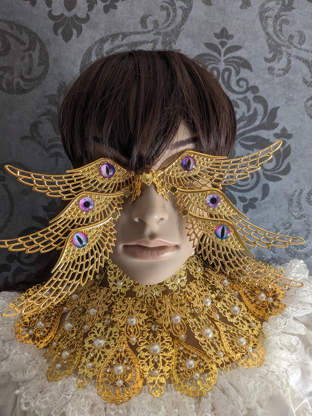 Masque Ange Biblique Ophanim – Parure de Visage Dorée & Ailes Métal | Tokyo Stories