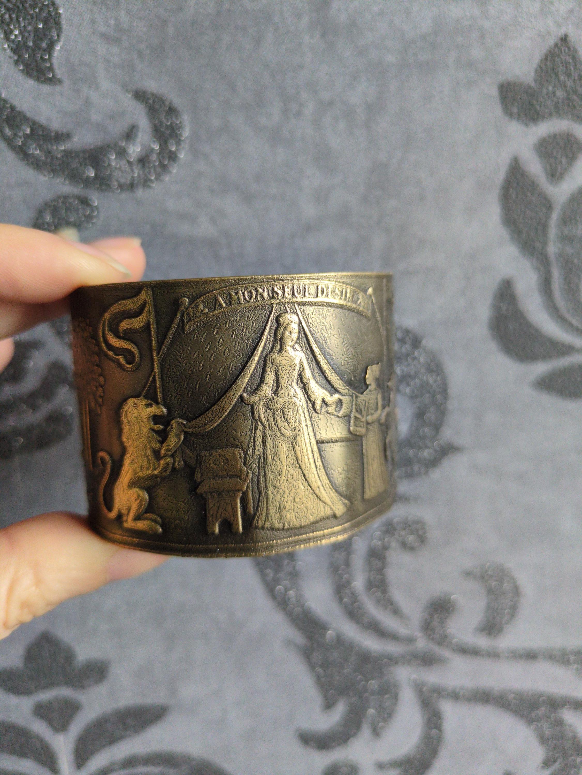 Bracelet À Mon Seul Désir – Manchette Laiton Gravé Dame à la Licorne Médiéval | Tokyo Stories