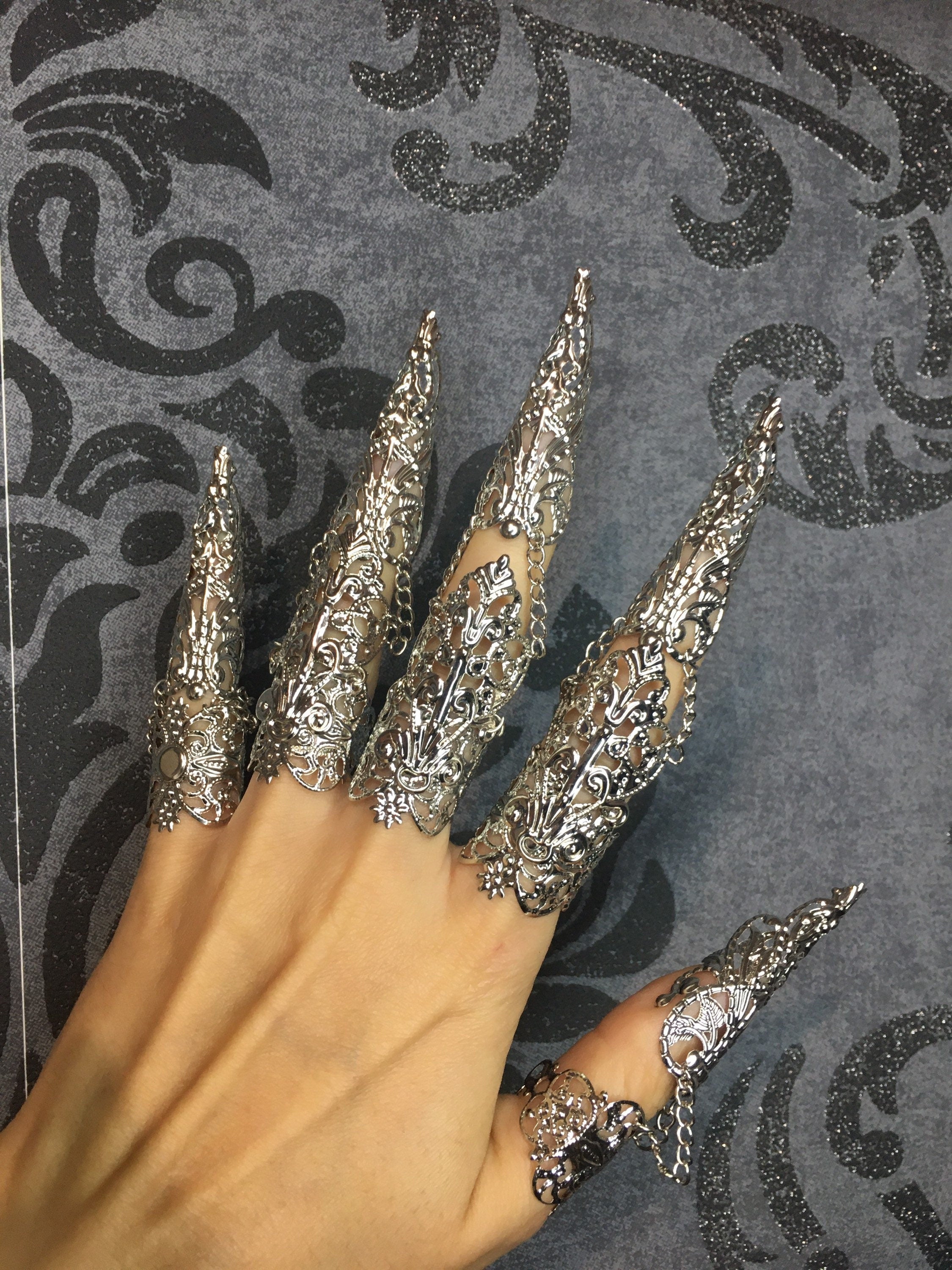 Armures de Doigts Liaisons d'Argent – Griffes & Chaînes Articulées Métal Argenté | Tokyo Stories 5 doigts 5 fingers