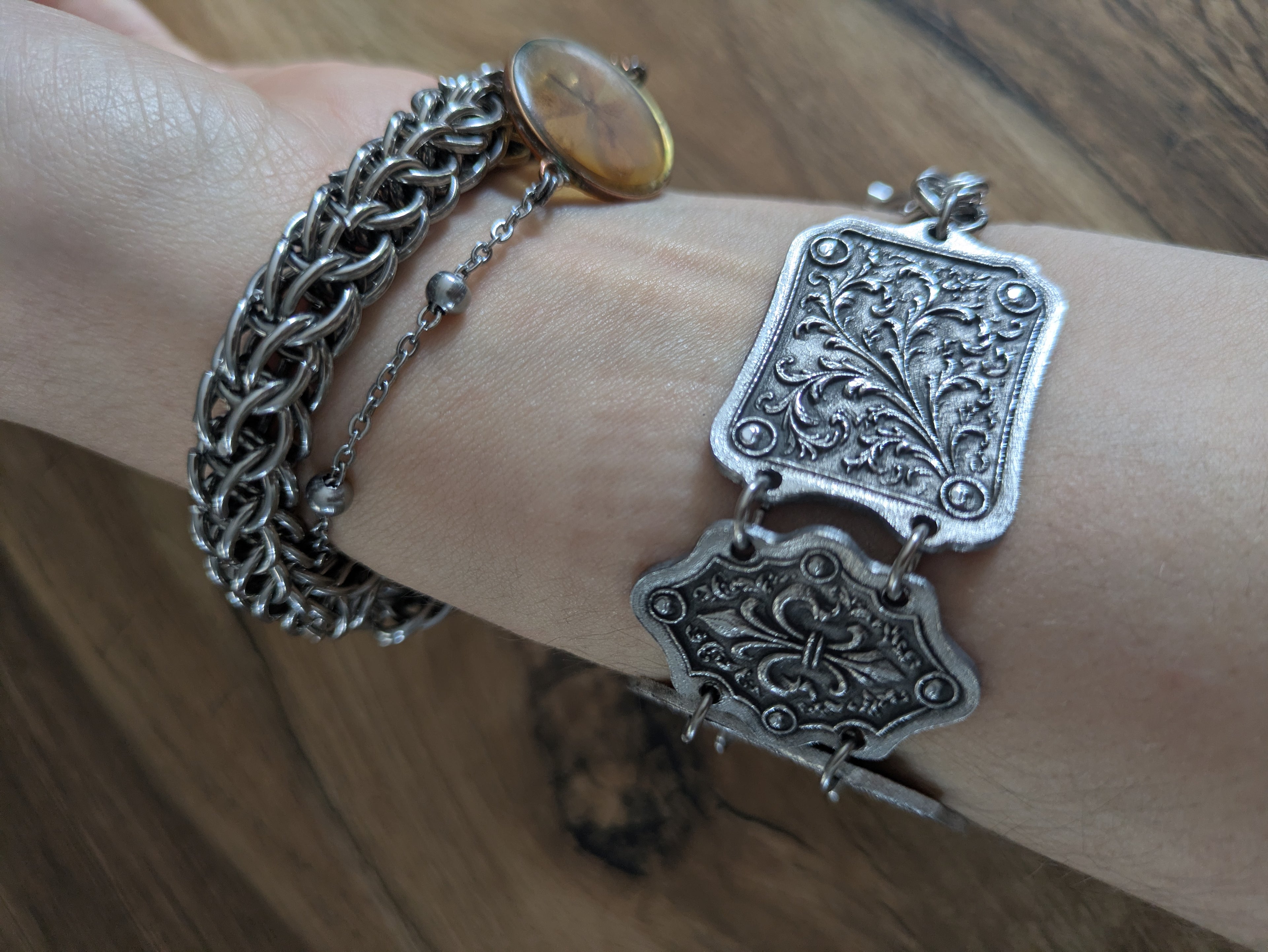 Bracelet Médiéval Blason Lion – Articulé Cotte de Maille Acier