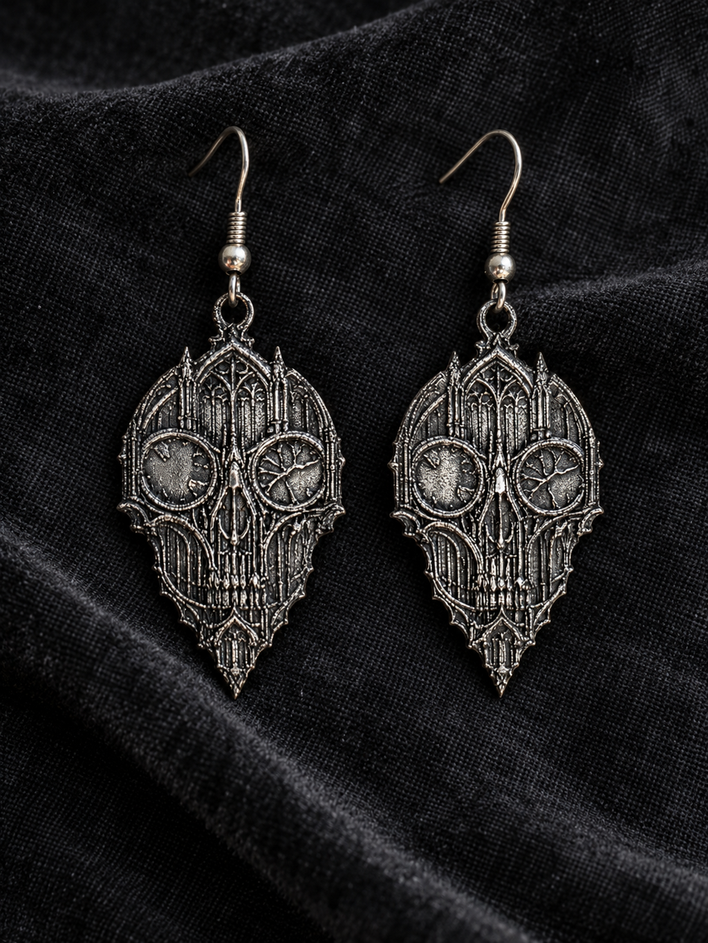 Boucles d’Oreilles Gothiques Cathedral Skull – Crâne, Cathédrale, Medievalcore & Dark Fantasy