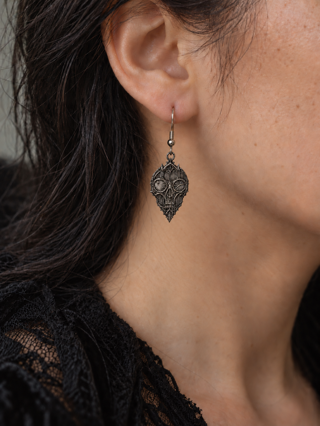 Boucles d’Oreilles Gothiques Cathedral Skull – Crâne, Cathédrale, Medievalcore & Dark Fantasy